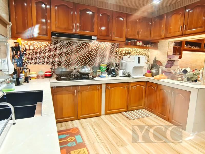 2-storey Terraced House for Sale in Kota Kemuning (Shah Alam) - Reilynn Tue - Kitchen - PropertyGuru.com.my