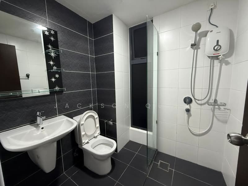 Service Residence for Rent at V@SUMMERPLACE - Jackson Quah - Bathroom - PropertyGuru.com.my