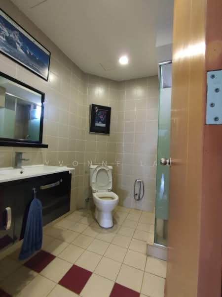 Kondominium untuk Dijual di Riana Green Condominium - Yvonne Lau - Bathroom - PropertyGuru.com.my