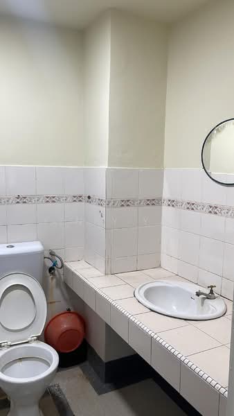 Apartment for Rent at Prima Saujana - Yenny Yap - Bathroom - PropertyGuru.com.my