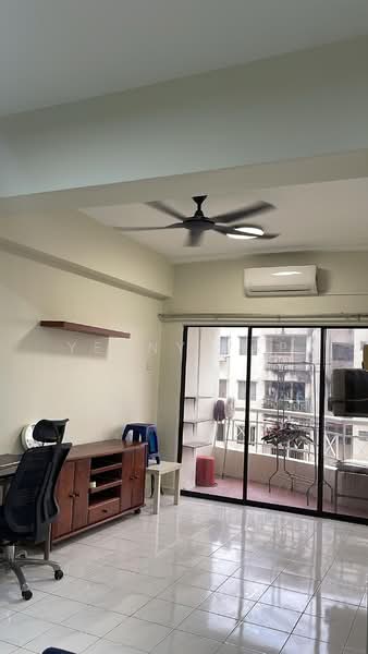 Apartment for Rent at Prima Saujana - Yenny Yap - Living Room - PropertyGuru.com.my