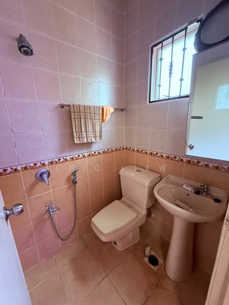 Bungalow for Sale in Bandar Tun Hussein Onn (Cheras) - Eric Liew - Bathroom - PropertyGuru.com.my