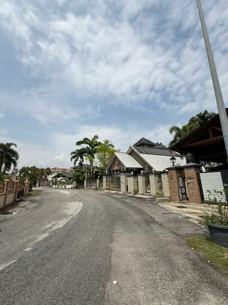 Bungalow for Sale in Bandar Tun Hussein Onn (Cheras) - Eric Liew - Exterior - PropertyGuru.com.my