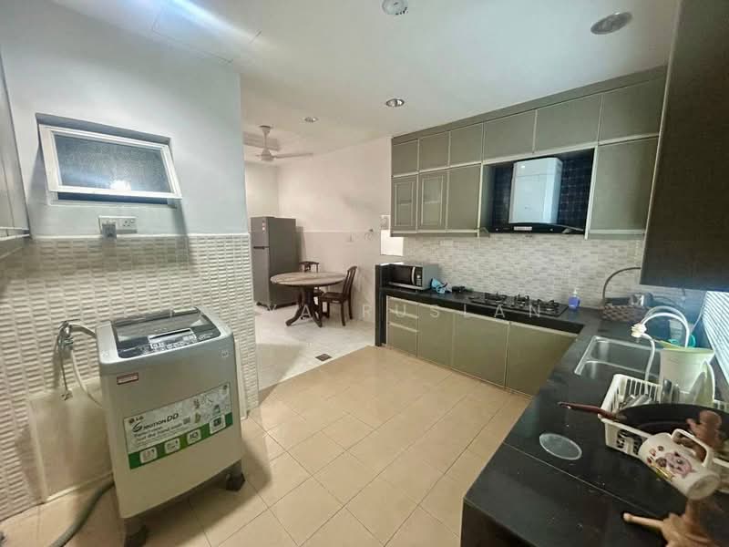 2-storey Terraced House for Sale in Kajang 2 (Kajang) - Tasya Ruslan - Kitchen - PropertyGuru.com.my