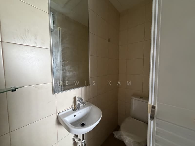 Condominium for Sale at The Marin at Ferringhi - Lewis Kam - Bathroom - PropertyGuru.com.my