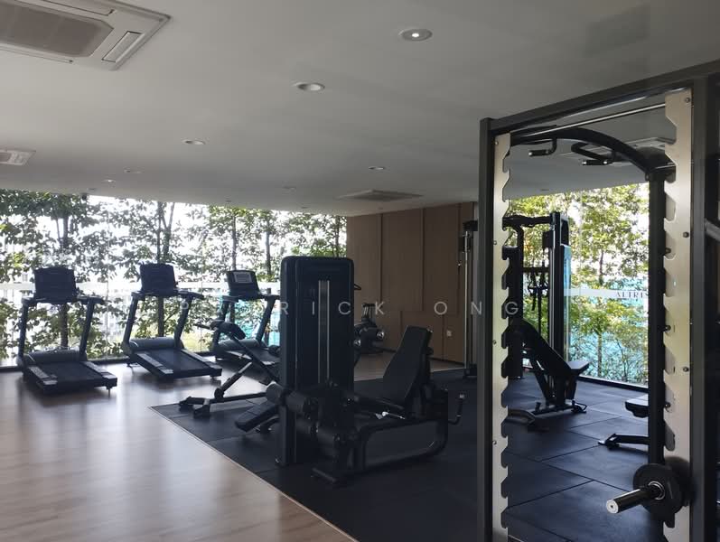 Servis Apartment untuk Disewa di Altris Residences @ The Quartz WM - Patrick Ong - Gym room - PropertyGuru.com.my