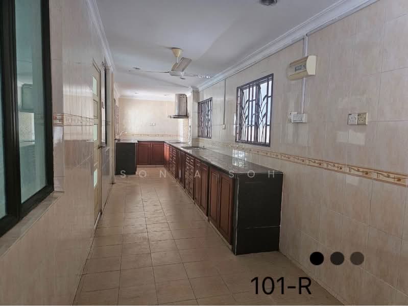 Bungalow for Sale in Kapar (Selangor) - Sonia Soh - Kitchen - PropertyGuru.com.my