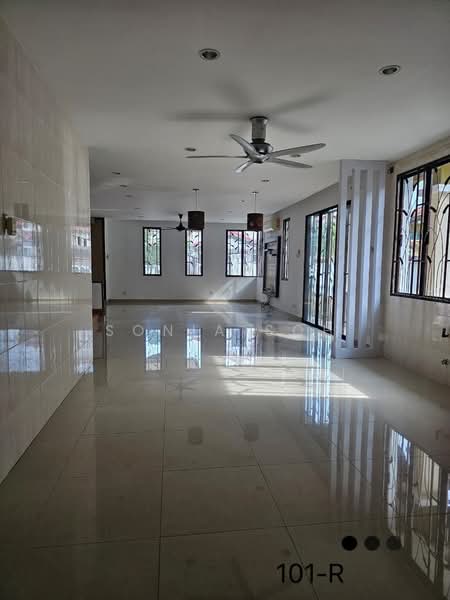 Bungalow for Sale in Kapar (Selangor) - Sonia Soh - Living Room - PropertyGuru.com.my