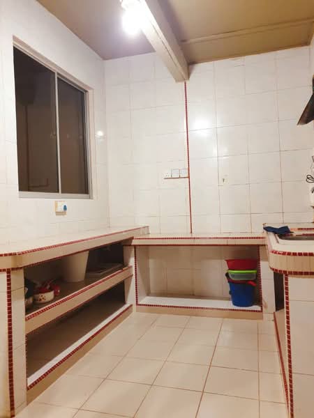 2-storey Terraced House for Rent in Taman Seri Bahagia (Cheras) - Elcoln Leong - Kitchen - PropertyGuru.com.my