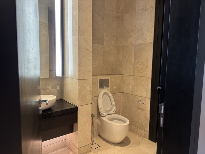 Servis Apartment untuk Disewa di The Ritz-Carlton Residences - Sharmaine Liow - Bathroom - PropertyGuru.com.my