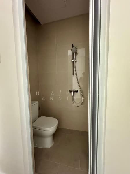 Service Residence for Sale at Pavilion Damansara Heights - Ann A/P Paul Anniah - Bathroom - PropertyGuru.com.my