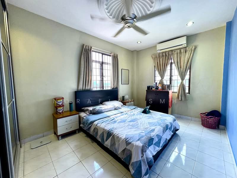 Pangsapuri untuk Dijual di Permata Heights - Norafian SMH - Bedroom - PropertyGuru.com.my