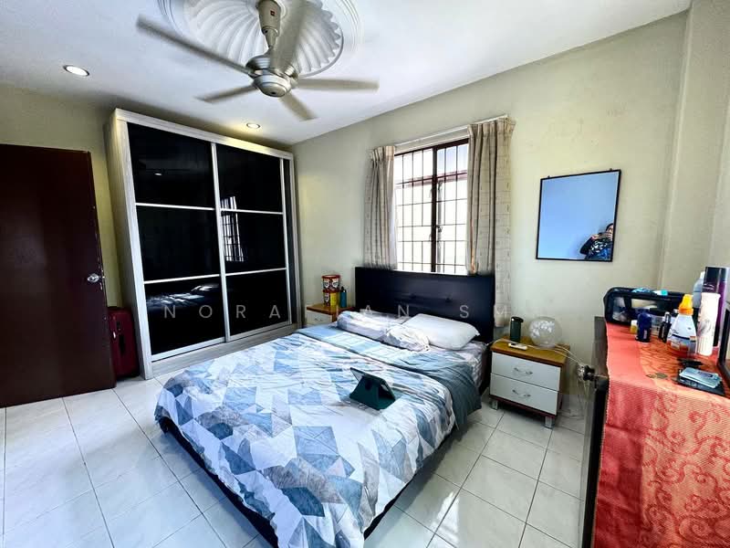Pangsapuri untuk Dijual di Permata Heights - Norafian SMH - Bedroom - PropertyGuru.com.my