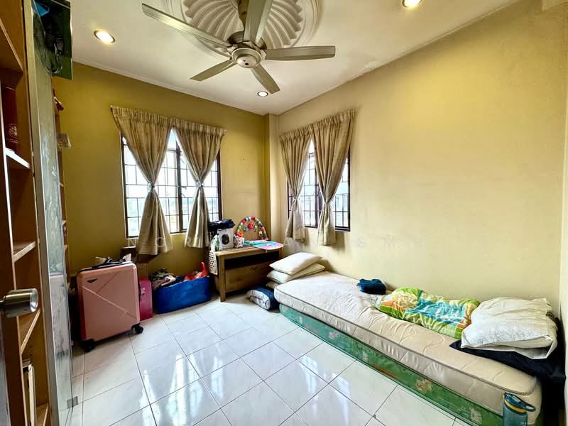 Pangsapuri untuk Dijual di Permata Heights - Norafian SMH - Bedroom - PropertyGuru.com.my
