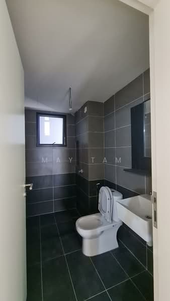 Service Residence for Sale at D'Clover Residences - May Tam - Bathroom - PropertyGuru.com.my