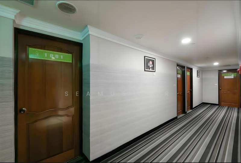 Hotel / Resort for Sale in Lake Fields (Sungai Besi) - Seamus Kor - Corridor - PropertyGuru.com.my