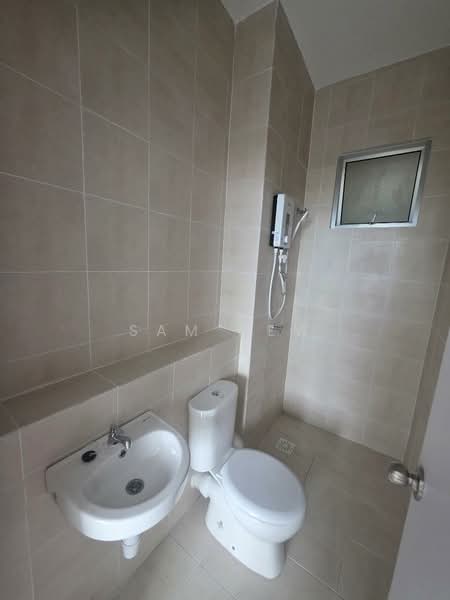 Kondominium untuk Disewa di Residensi Begonia - Sam Hew Hew - Bathroom - PropertyGuru.com.my