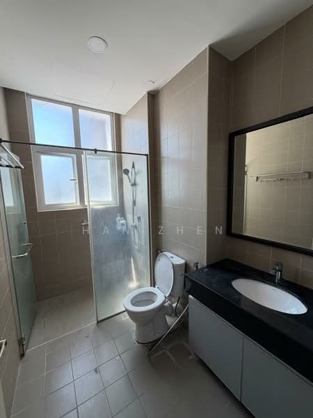 Kondominium untuk Disewa di Fettes Residence - Han Zhen - Bathroom - PropertyGuru.com.my