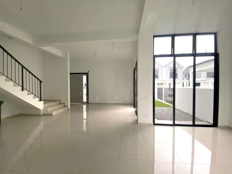 2-storey Terraced House for Sale in Taman Mount Austin (Tebrau) - CS Tan - Living Room - PropertyGuru.com.my