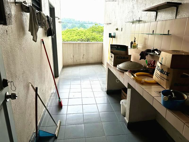 Condominium for Rent at Putra Indah Condominium - Wai Kong Chia - Balcony - PropertyGuru.com.my