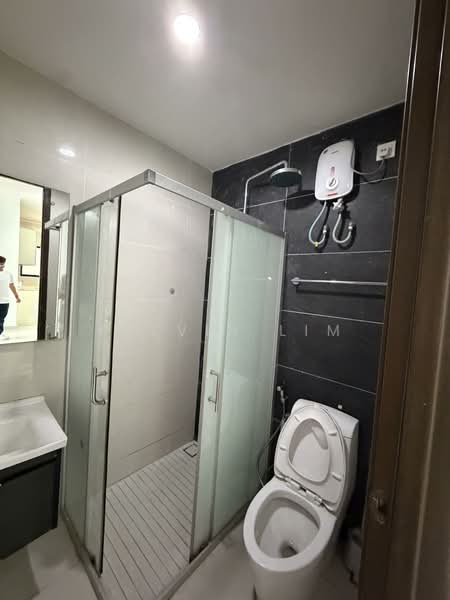 Condominium for Rent at Amberside @ Country Garden Danga Bay - Kelvin Lim - PropertyGuru.com.my