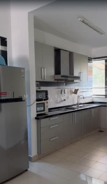 Rumah Banglo untuk Dijual di Batu 9 (Cheras) - Michelle Tan - Kitchen - PropertyGuru.com.my