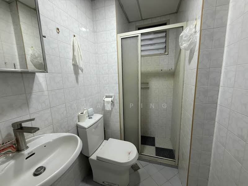 Kondominium untuk Disewa di Sri York Condominium - Yuan Ping - Bathroom - PropertyGuru.com.my