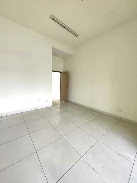 Semi-Detached House for Sale in Taman Bayu Puteri (Johor Bahru) - Karl Lim - Interior - PropertyGuru.com.my