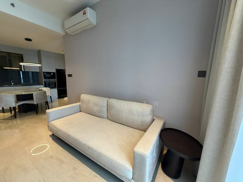 Servis Apartment untuk Disewa di Marriott Residence @ Gurney - Han Zhen - Living Room - PropertyGuru.com.my