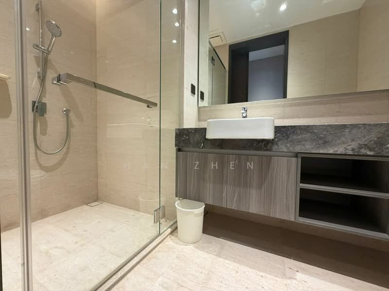 Servis Apartment untuk Disewa di Marriott Residence @ Gurney - Han Zhen - Bathroom - PropertyGuru.com.my