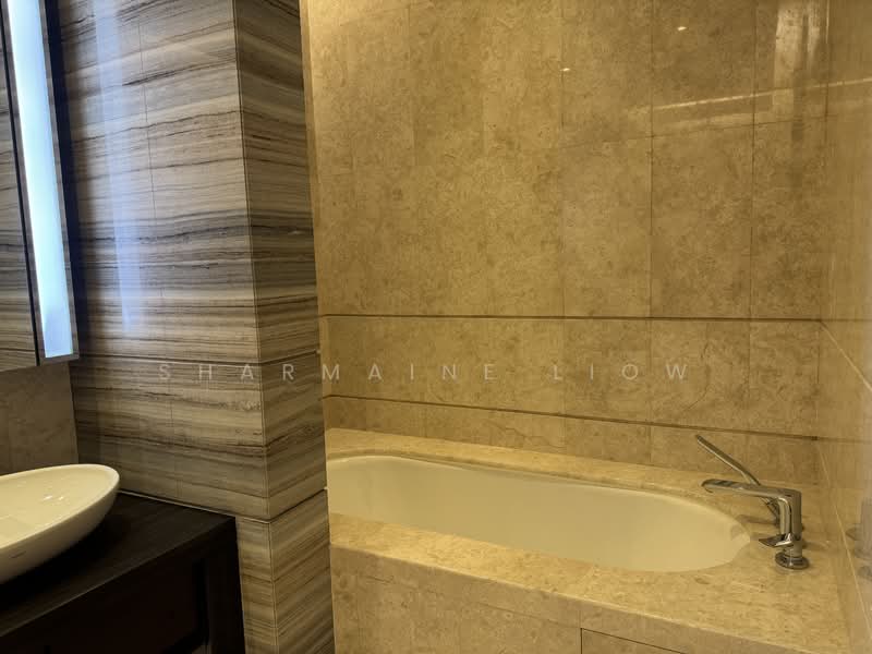 Servis Apartment untuk Disewa di The Ritz-Carlton Residences - Sharmaine Liow - Bathroom - PropertyGuru.com.my