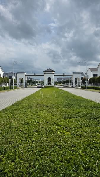 Rumah Teres 2 Tingkat untuk Dijual di Taman Ekoflora (Johor Bahru) - Loh Kok Hui - Exterior - PropertyGuru.com.my