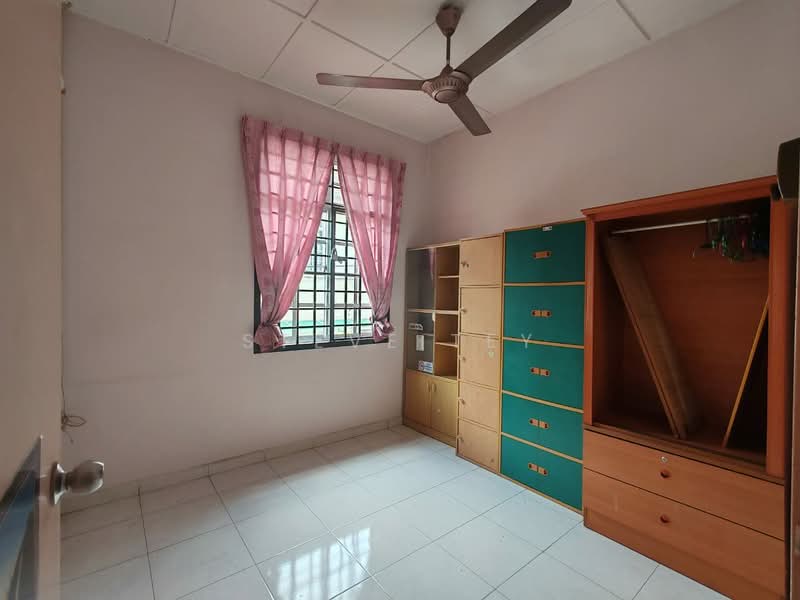 2-storey Terraced House for Sale in Johor Bahru (Johor) - Steve Tey - Bedroom - PropertyGuru.com.my