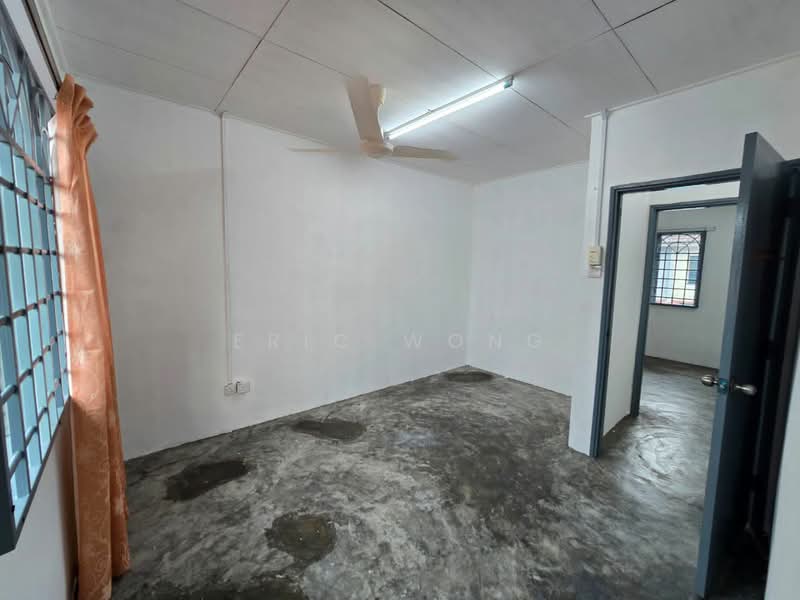 2-storey Terraced House for Rent in Taman Molek (Johor Bahru) - Eric Wong - Interior - PropertyGuru.com.my
