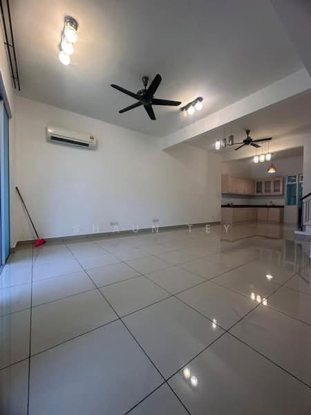 Rumah Teres 2 Tingkat untuk Dijual di Horizon Hills (Iskandar Puteri (Nusajaya)) - Shaun Tey - Living Room - PropertyGuru.com.my