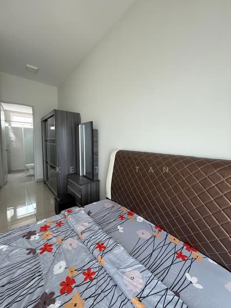 Servis Apartment untuk Disewa di Parkland Residence - Keith Tan - Bedroom - PropertyGuru.com.my