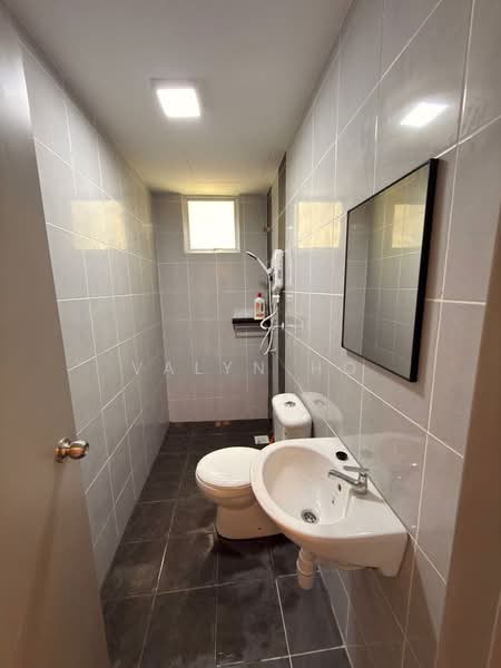 Pangsapuri untuk Disewa di Idaman Melur @ Cybersouth - Valyn Ho - Bathroom - PropertyGuru.com.my