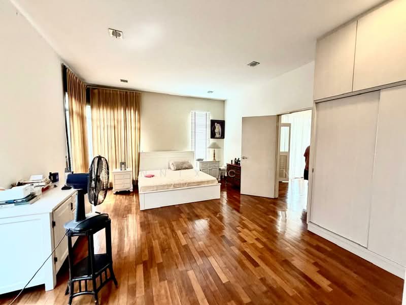 Semi-Detached House for Sale in Saujana Villa (Kajang) - Dennix Chin - Bedroom - PropertyGuru.com.my