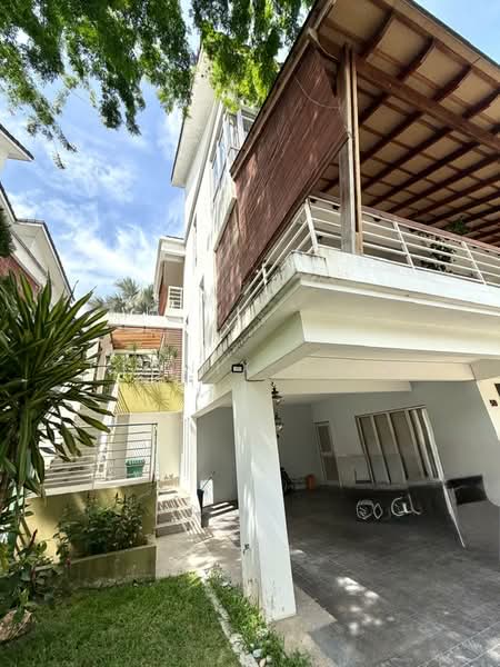 Semi-Detached House for Sale in Saujana Villa (Kajang) - Dennix Chin - Exterior - PropertyGuru.com.my