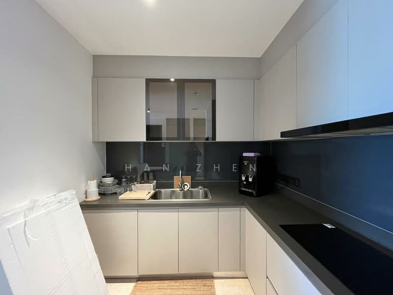 Servis Apartment untuk Disewa di Marriott Residence @ Gurney - Han Zhen - Kitchen - PropertyGuru.com.my