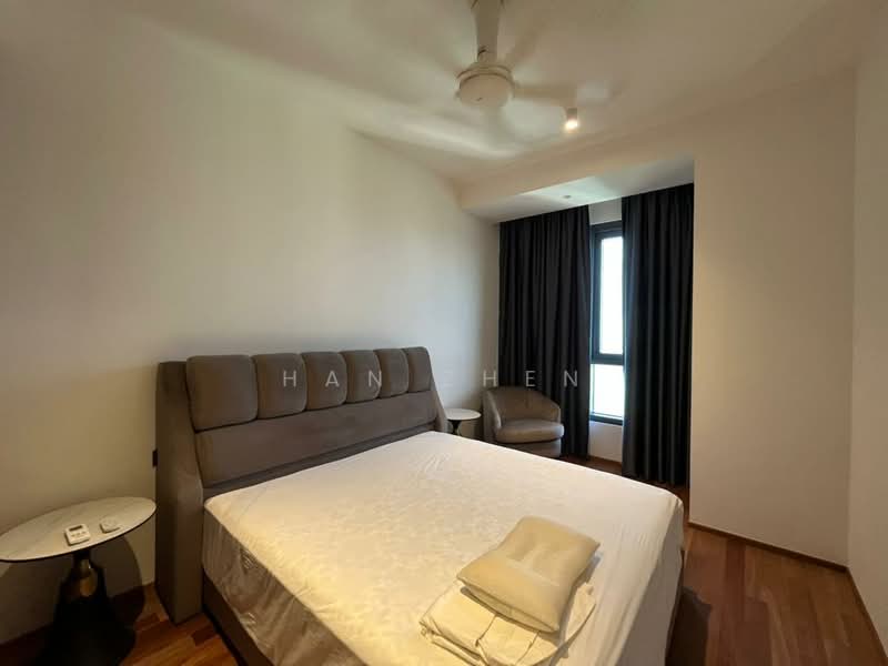 Servis Apartment untuk Disewa di Marriott Residence @ Gurney - Han Zhen - Bedroom - PropertyGuru.com.my