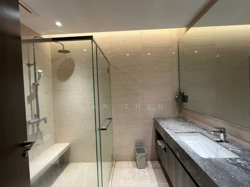 Servis Apartment untuk Disewa di Marriott Residence @ Gurney - Han Zhen - Bathroom - PropertyGuru.com.my