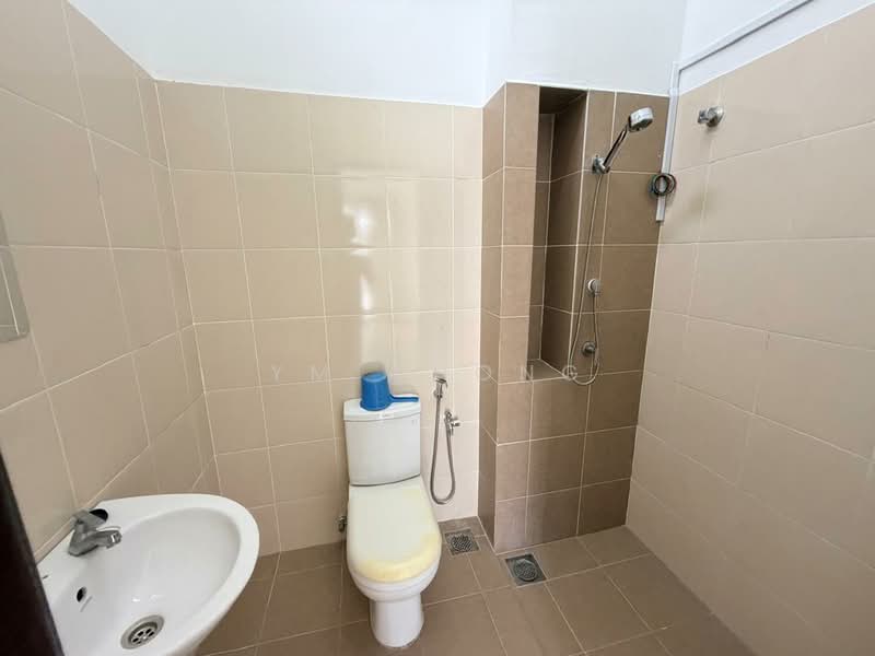 Rumah Teres 2 Tingkat untuk Disewa di Bemban (Melaka) - YM Chong - Bathroom - PropertyGuru.com.my