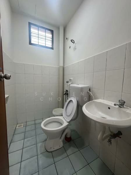 Rumah Teres 2 Tingkat untuk Disewa di Skudai (Johor) - Suk Teng Choong - Bathroom - PropertyGuru.com.my