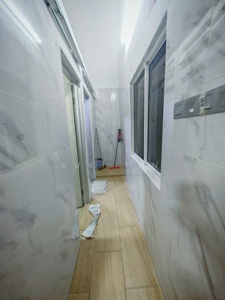 1-storey Terraced House for Sale in Kepong (Kuala Lumpur) - Suki Tan - Corridor - PropertyGuru.com.my