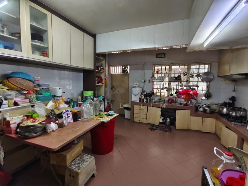 Semi-Detached House for Sale in Bandar Country Homes (Rawang) - David Lim - Kitchen - PropertyGuru.com.my