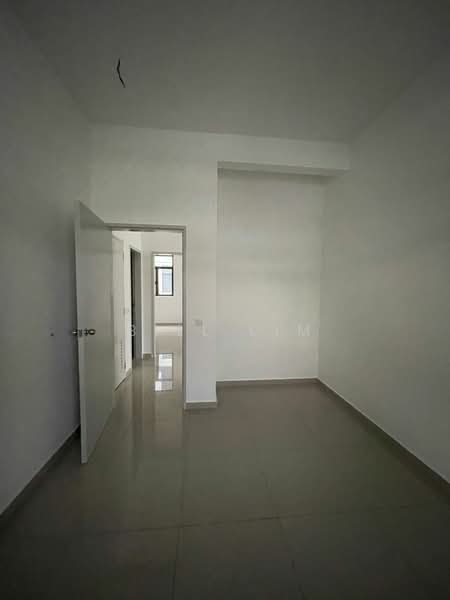 Townhouse for Sale in Eco Grandeur (Puncak Alam) - Bill Lim - Corridor - PropertyGuru.com.my