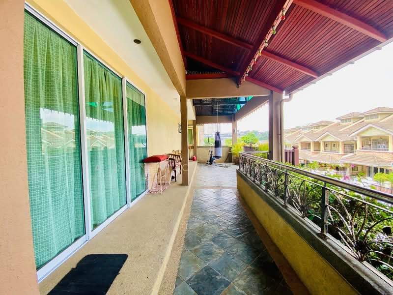 2.5-storey Terraced House for Sale in Ampang Jaya (Ampang) - Adi Mohamad - Balcony - PropertyGuru.com.my