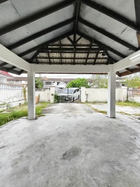 Semi-Detached House for Sale in Taman Bukit Kempas (Tampoi) - Ruby Tan - Exterior - PropertyGuru.com.my
