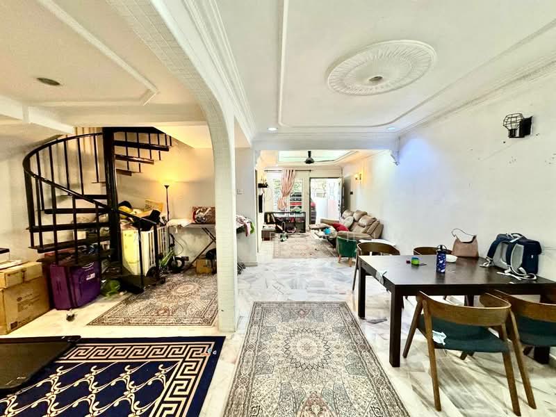 1.5-storey Terraced House for Sale in Taman Cheras Utama (Cheras) - Azli Ibrahim - Living Room - PropertyGuru.com.my